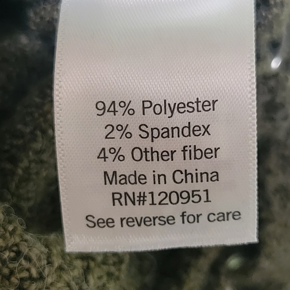 SO ~ Cropped Sweater Top - Picture 5 of 6